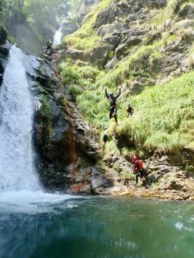canyoning du saugué dans la vallée de gavarnie