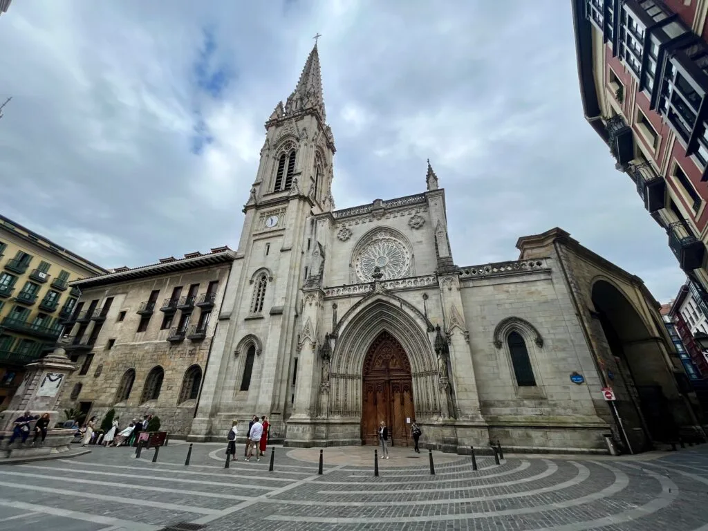 bilbao quartier du Casco Viejo église
