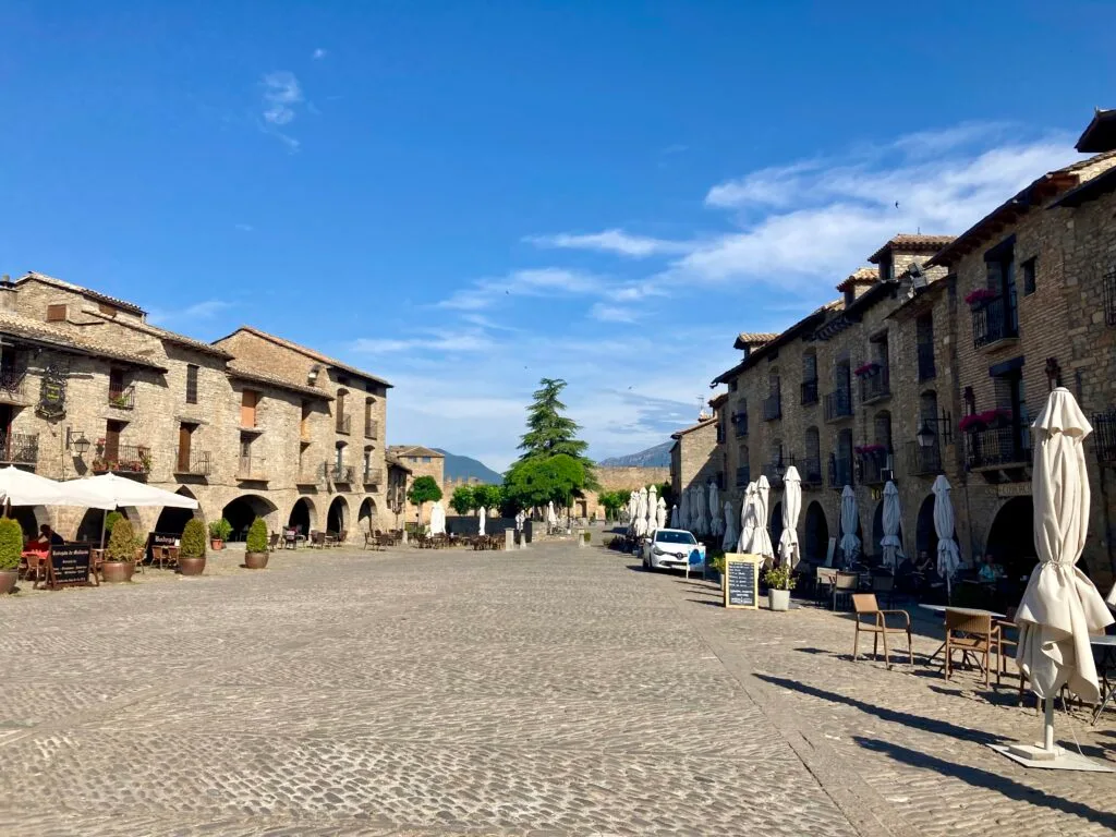 village ainsa