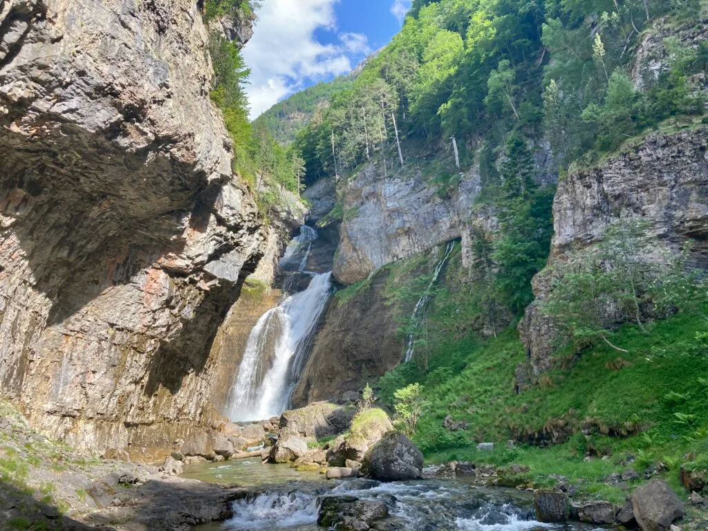 sentier Los Cazadores dans la vallée d’Ordesa