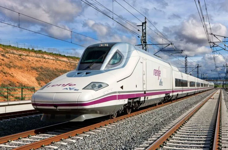 Voyager en train en Espagne