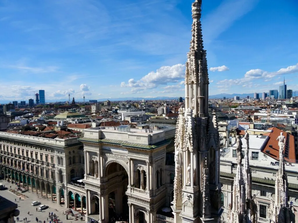 vue depuis les toits du duomo à milan