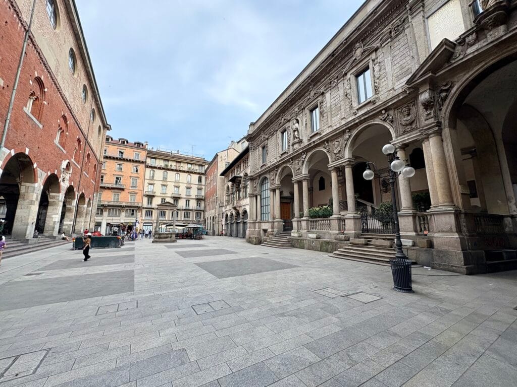 Piazza mercanti à Milan
