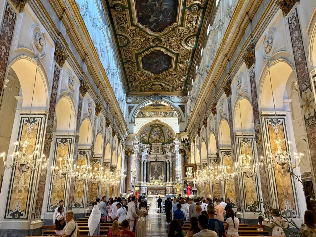 intérieur du duomo d'amalfi