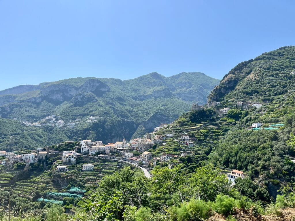 vue panoramique à Ravello
