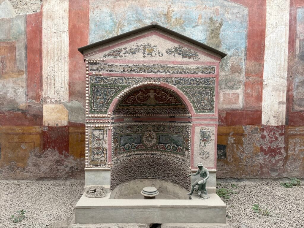 mosaïques dans une maison à Pompei