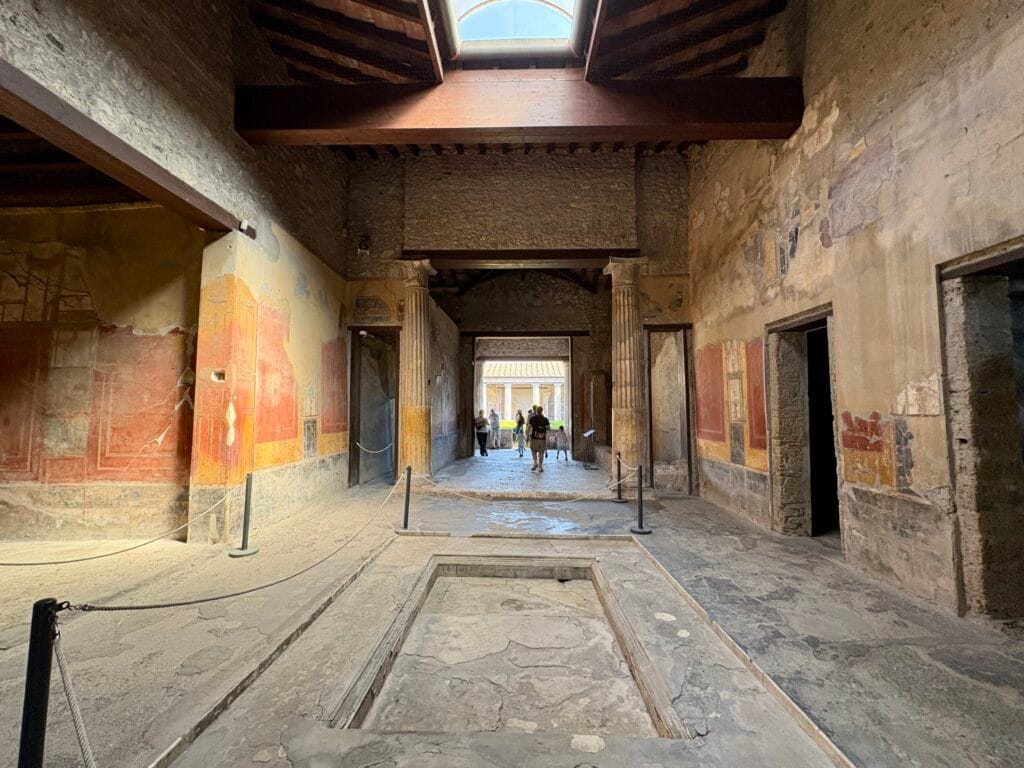 intérieur d'une villa à Pompei