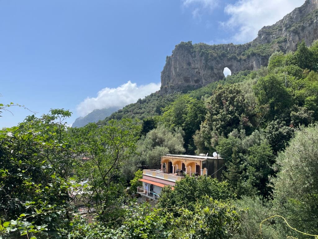 Montepertuso sur la côte amalfitaine