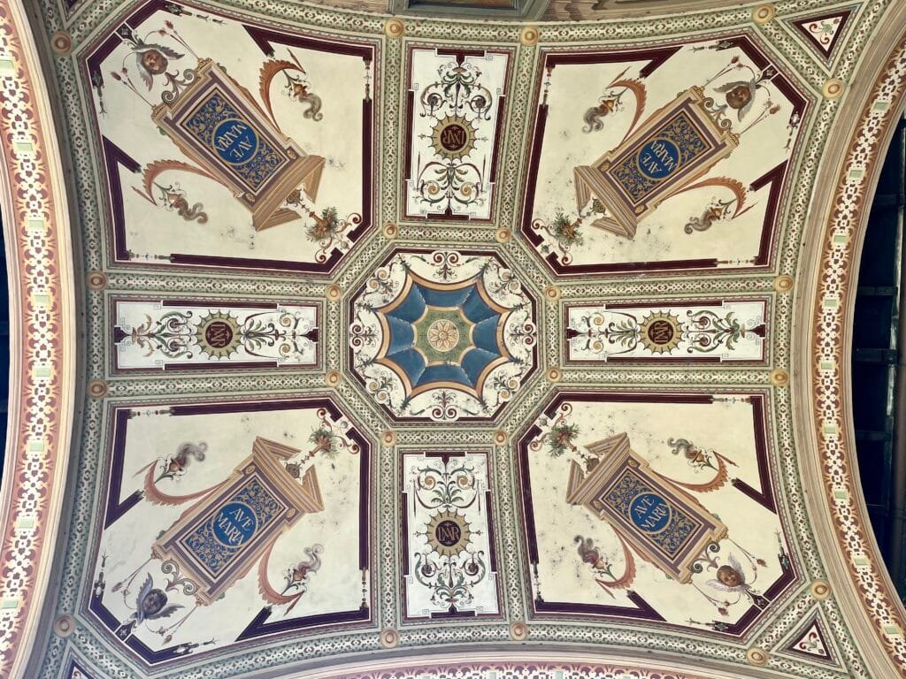 plafond peint à Cernobbio